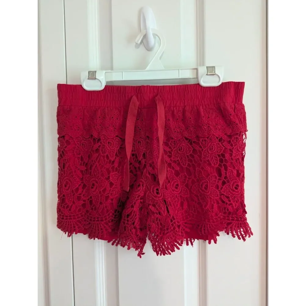 NWOT Vanilla Star Red Lace Shorts, cotton